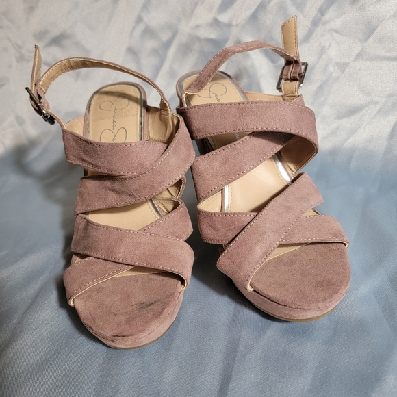 Summer heels - Picture 3 of 3